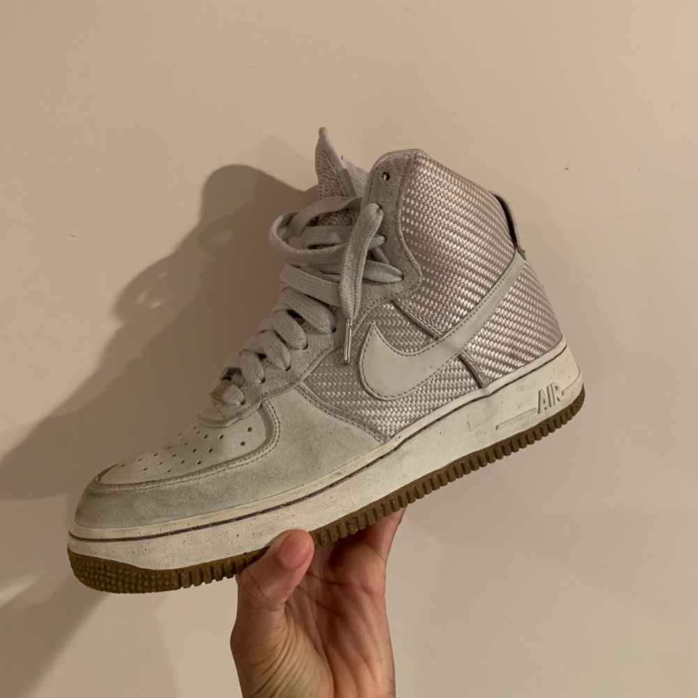 High top Air Force 1s